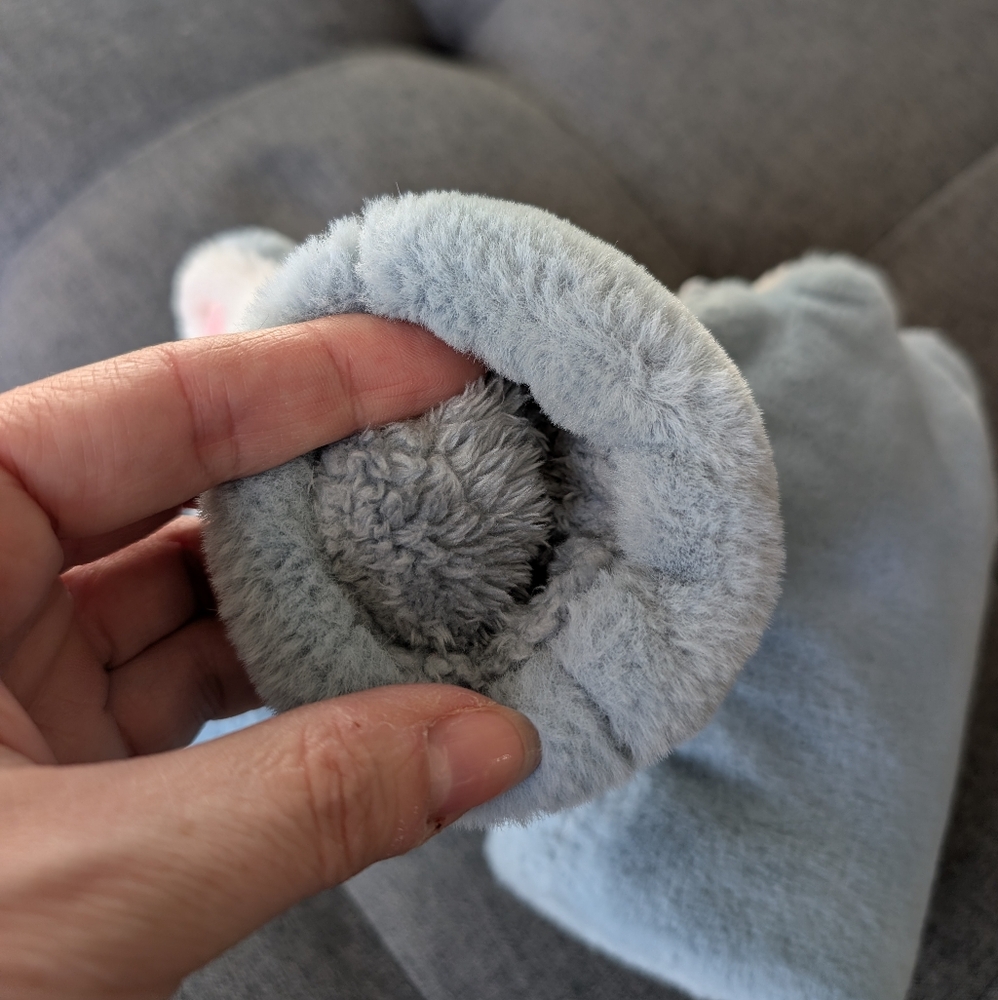 Kitten Mittens - Picture 3 of 3